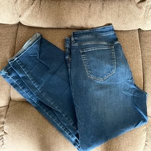 Falls Creek women’s jeans. Size 16